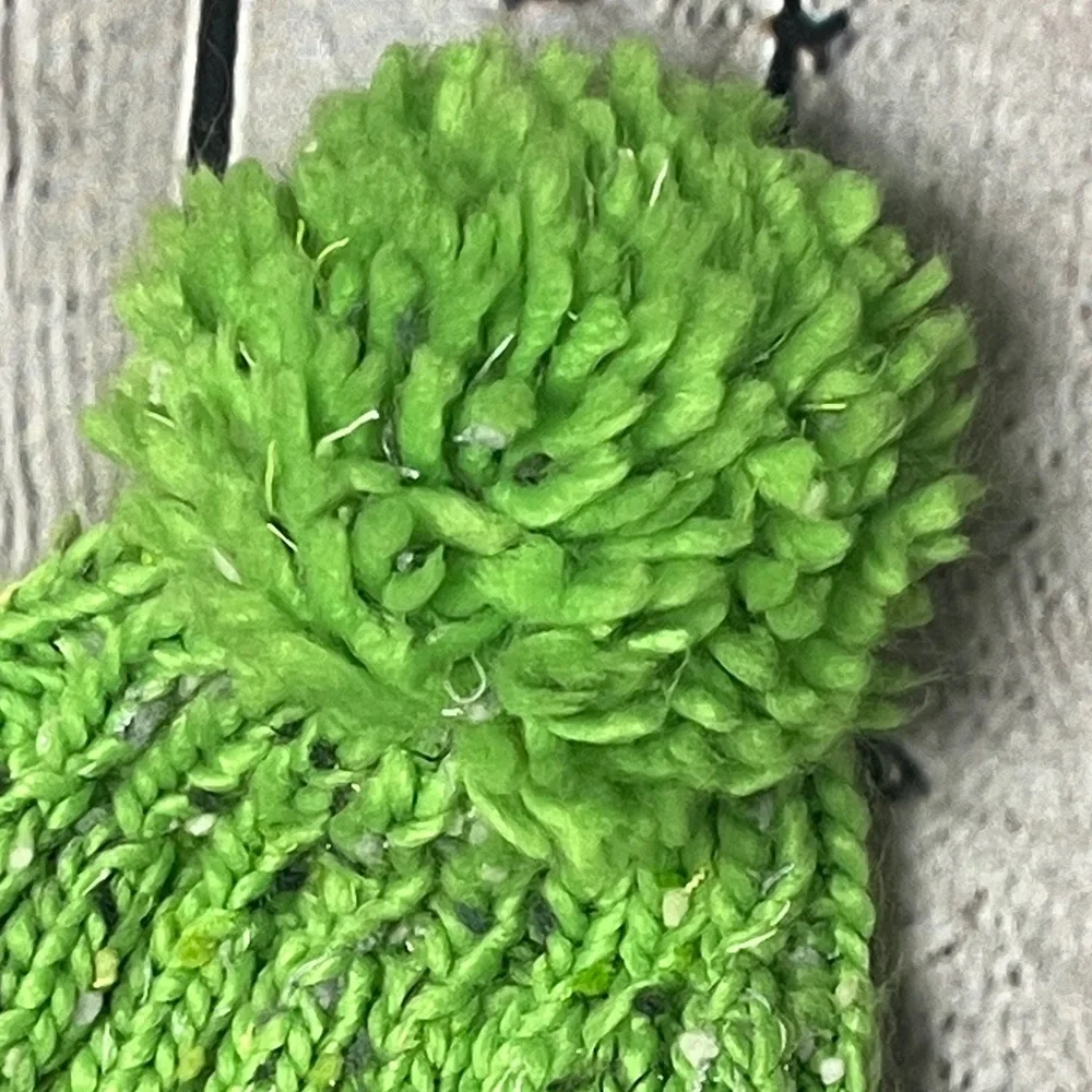 Final Price Burton Lime Green Knit Pom-Pom Hat